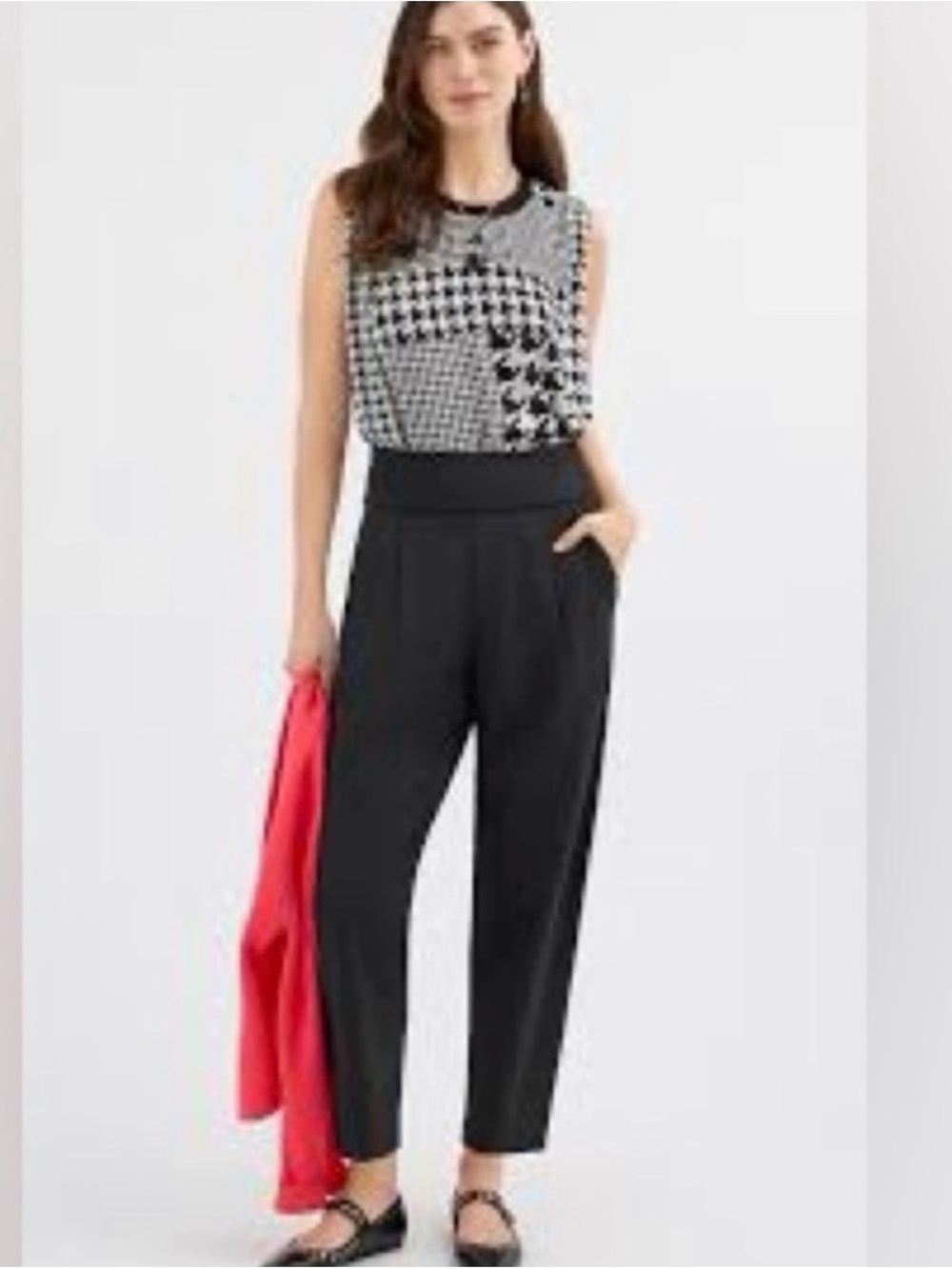 Cabi Chillin Pant. High-Waist Tapered Pants - Women